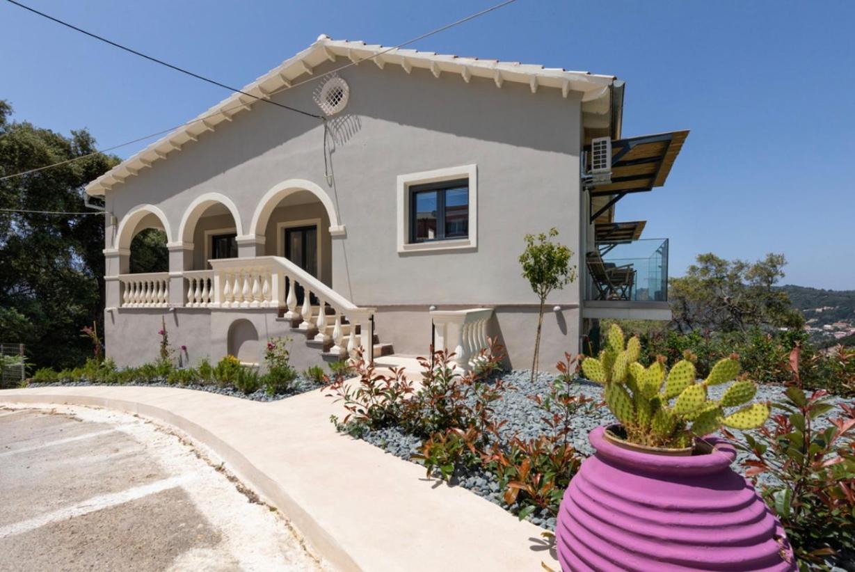 Irida sunset Villa Pentati Bagian luar foto