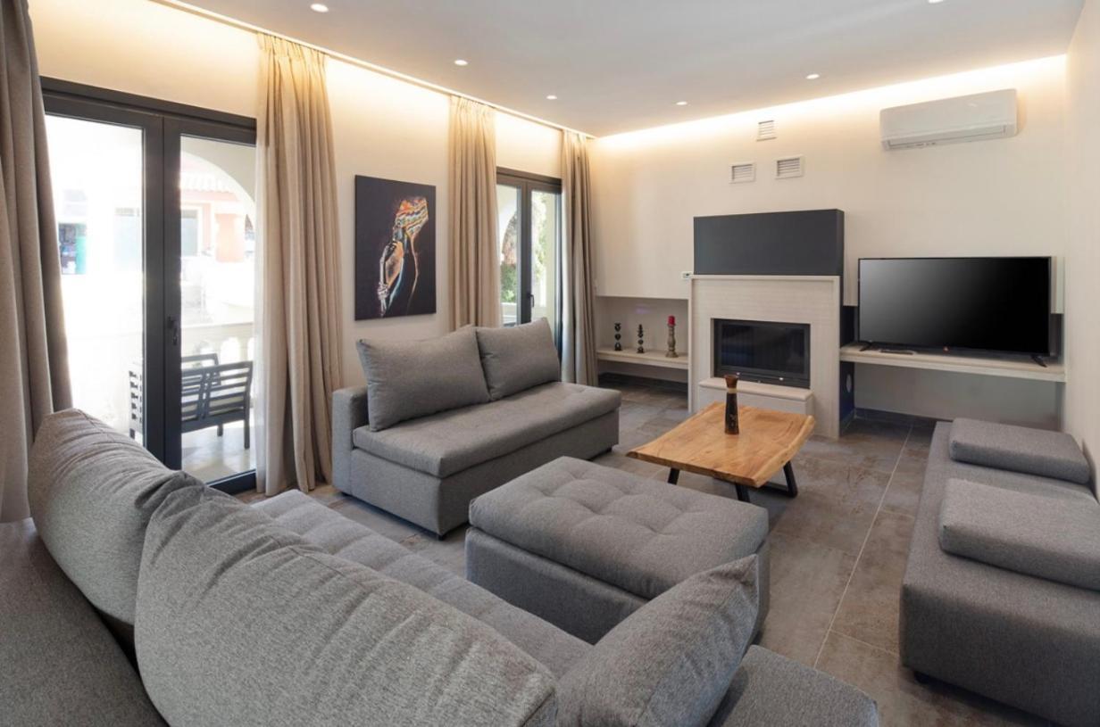 Irida sunset Villa Pentati Bagian luar foto